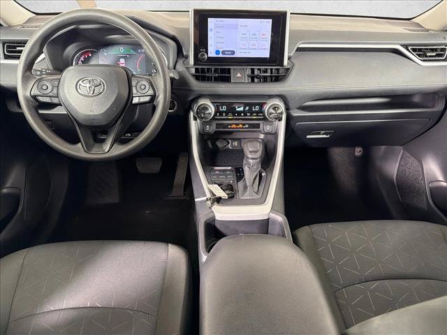 Used 2025 Toyota RAV4 XLE FWD image 22