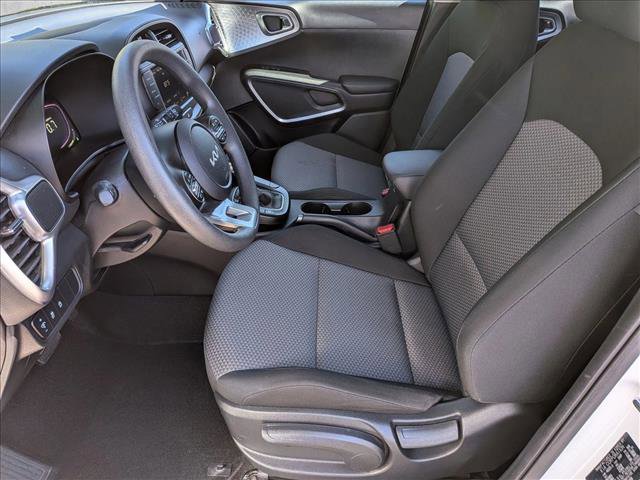 Used 2025 Kia Soul LX w/ LX Technology Package image 15