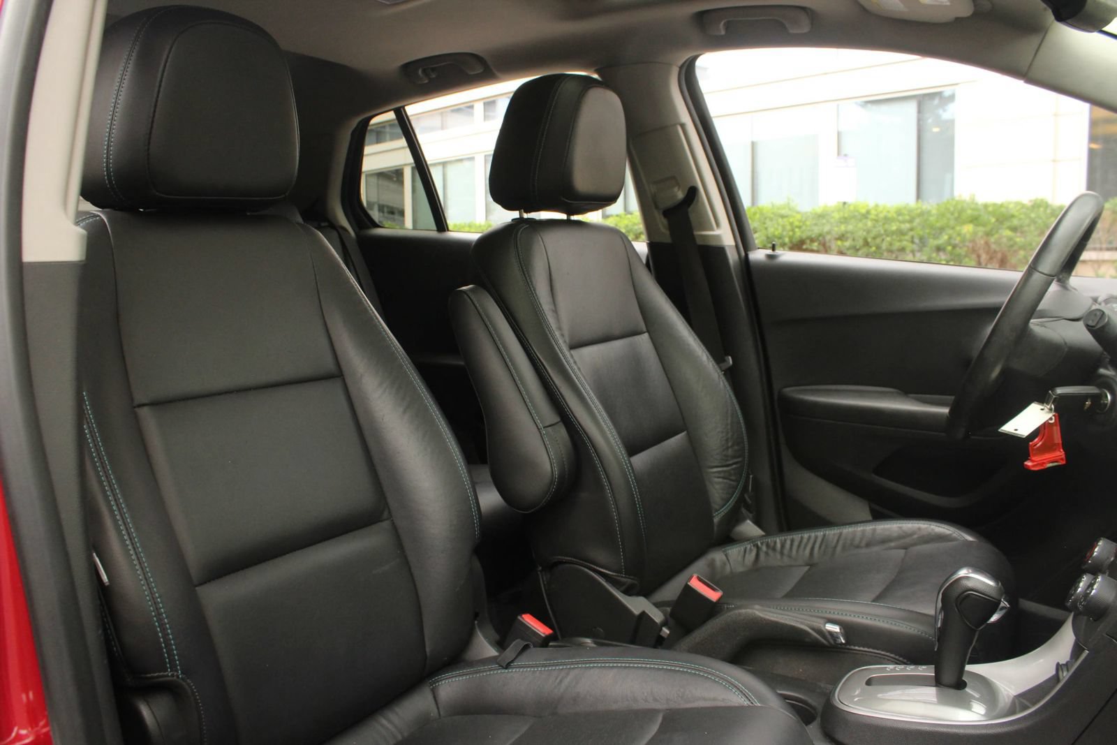 Used 2015 Chevrolet Trax LTZ FWD image 27