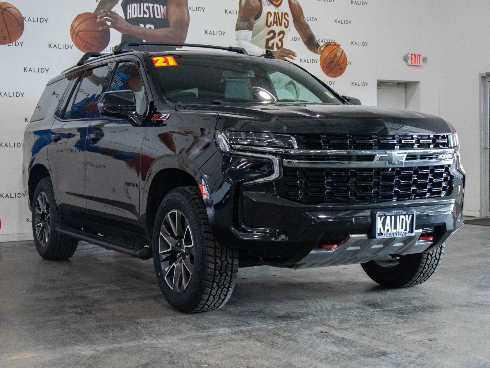 Used 2021 Chevrolet Tahoe Z71 w/ Luxury Package image 19