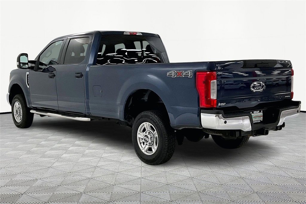 Used 2017 Ford F250 XLT image 4