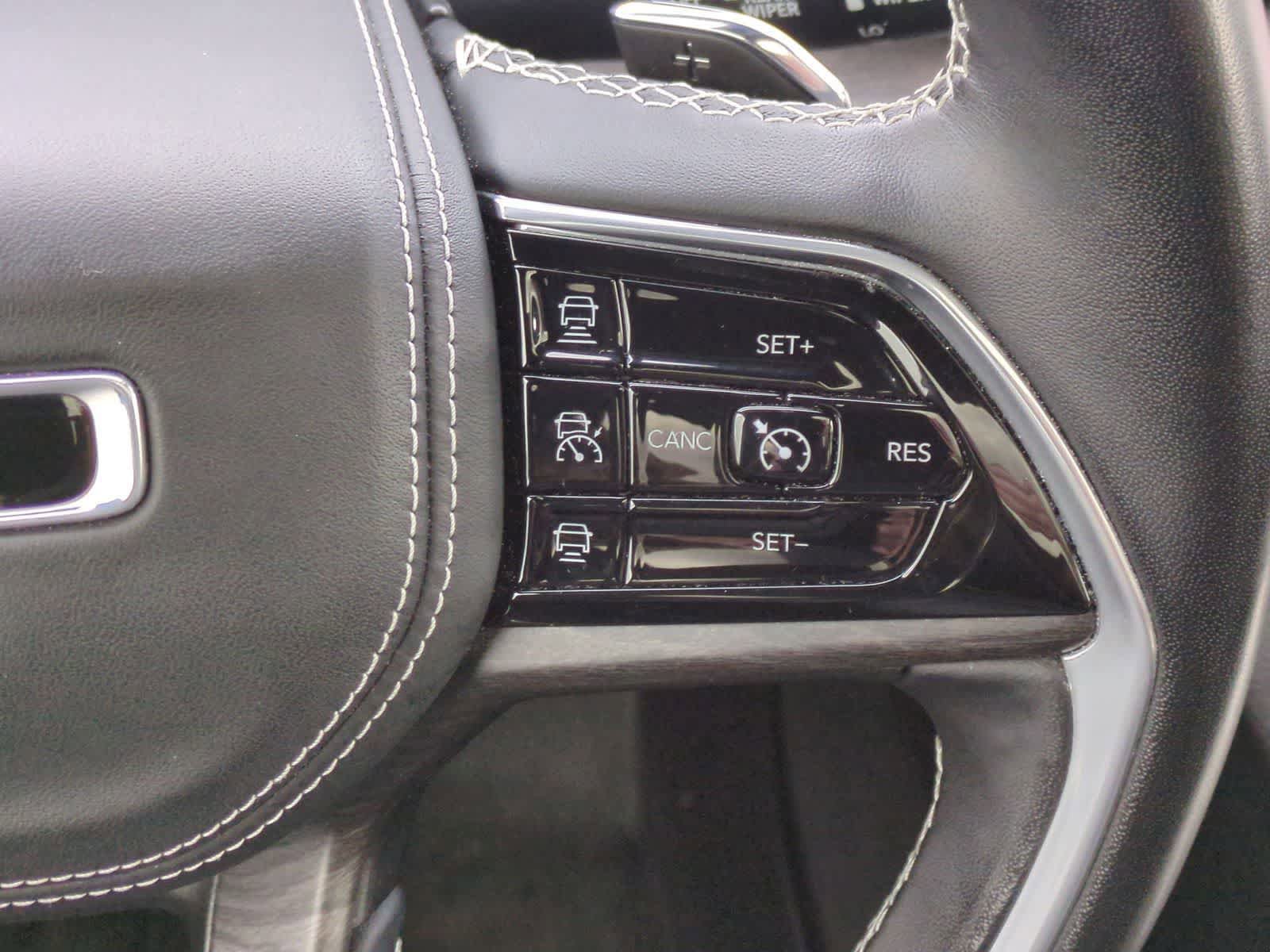 Used 2022 Jeep Grand Cherokee Overland image 26