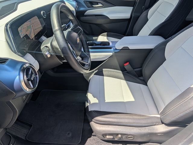 Used 2025 Chevrolet Equinox EV LT FWD image 10