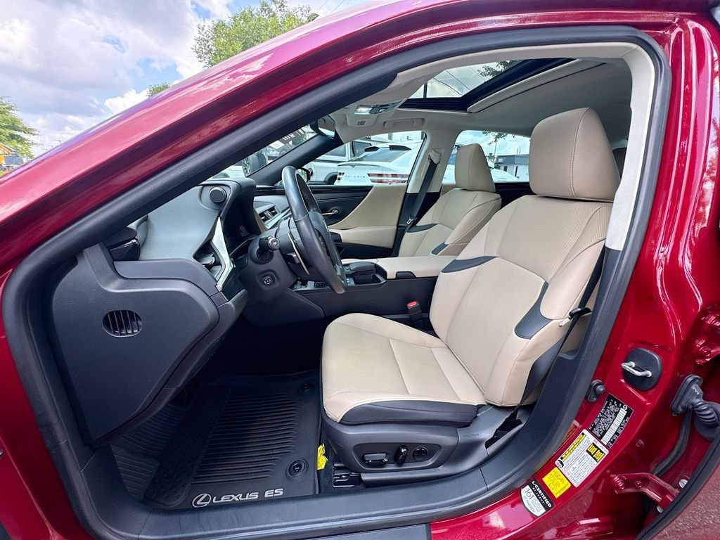 Used 2021 Lexus ES 300h w/ Premium Package FWD image 20