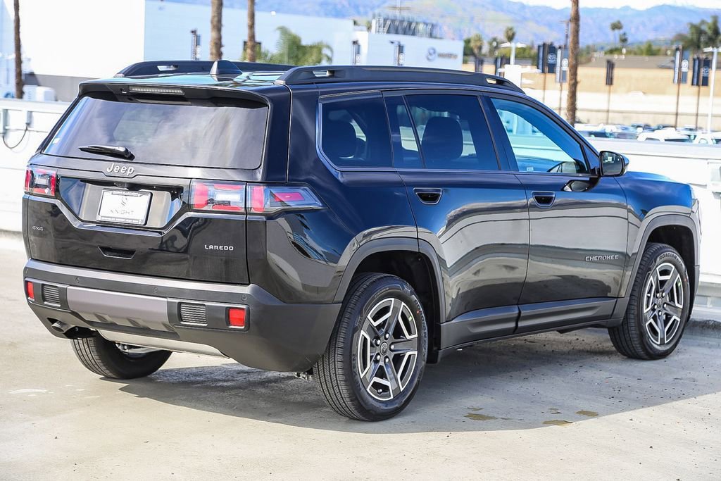 New 2026 Jeep Cherokee Laredo image 9