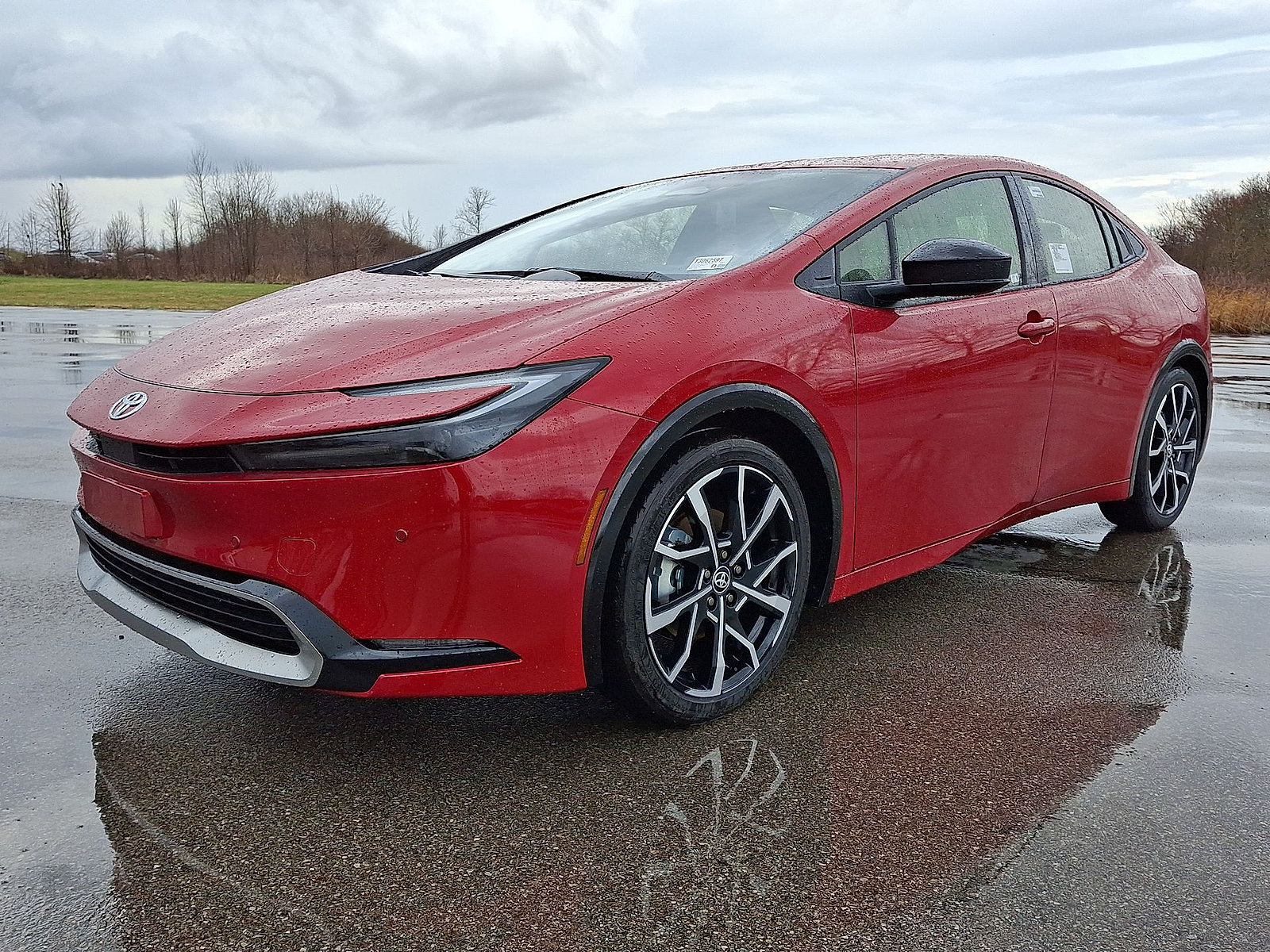 New 2026 Toyota Prius Plug-In Hybrid FWD image 10