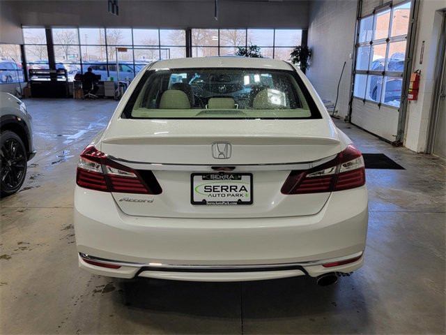 Used 2017 Honda Accord EX-L image 6