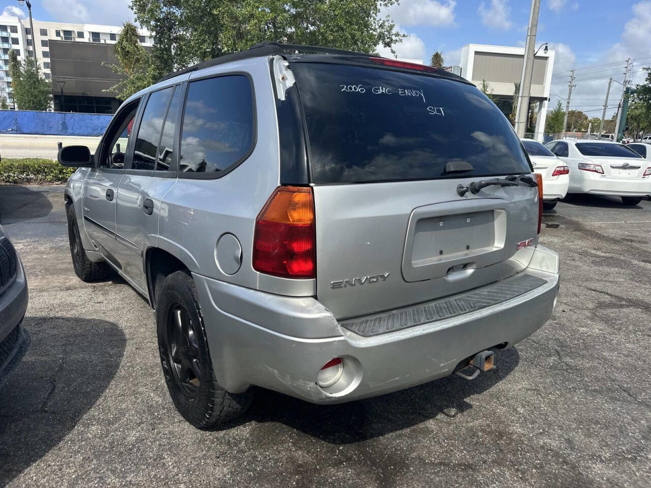 Used 2006 GMC Envoy SLE w/ Sle Preferred Equipment Group image 8