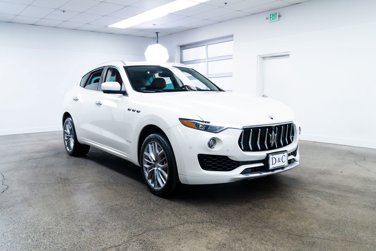 Used 2018 Maserati Levante S GranLusso image 27