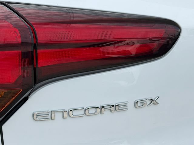 Certified 2024 Buick Encore GX Preferred FWD image 10