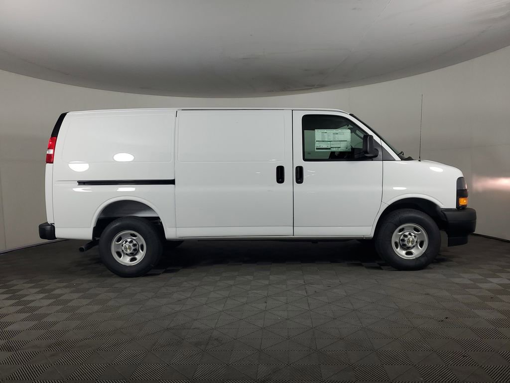 New 2025 Chevrolet Express 2500 image 2