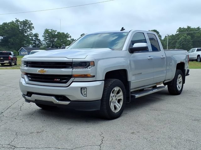 Used 2016 Chevrolet Silverado 1500 LT w/ All Star Edition AWD/4WD image 2