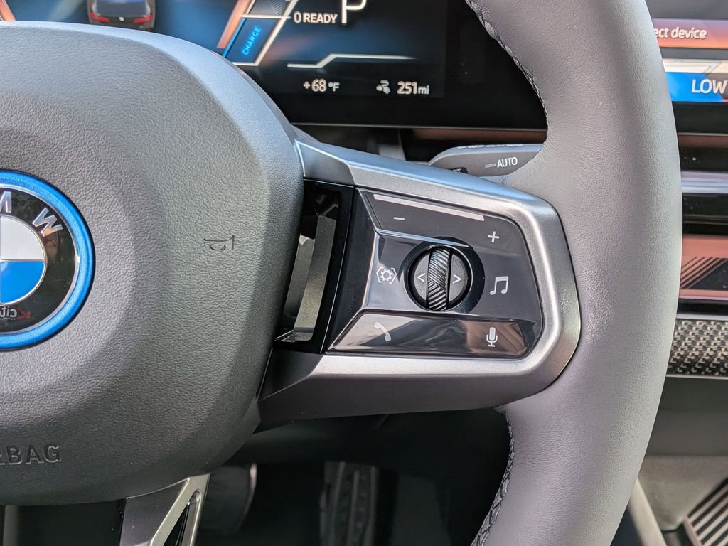 New 2026 BMW i5 eDrive40 image 32