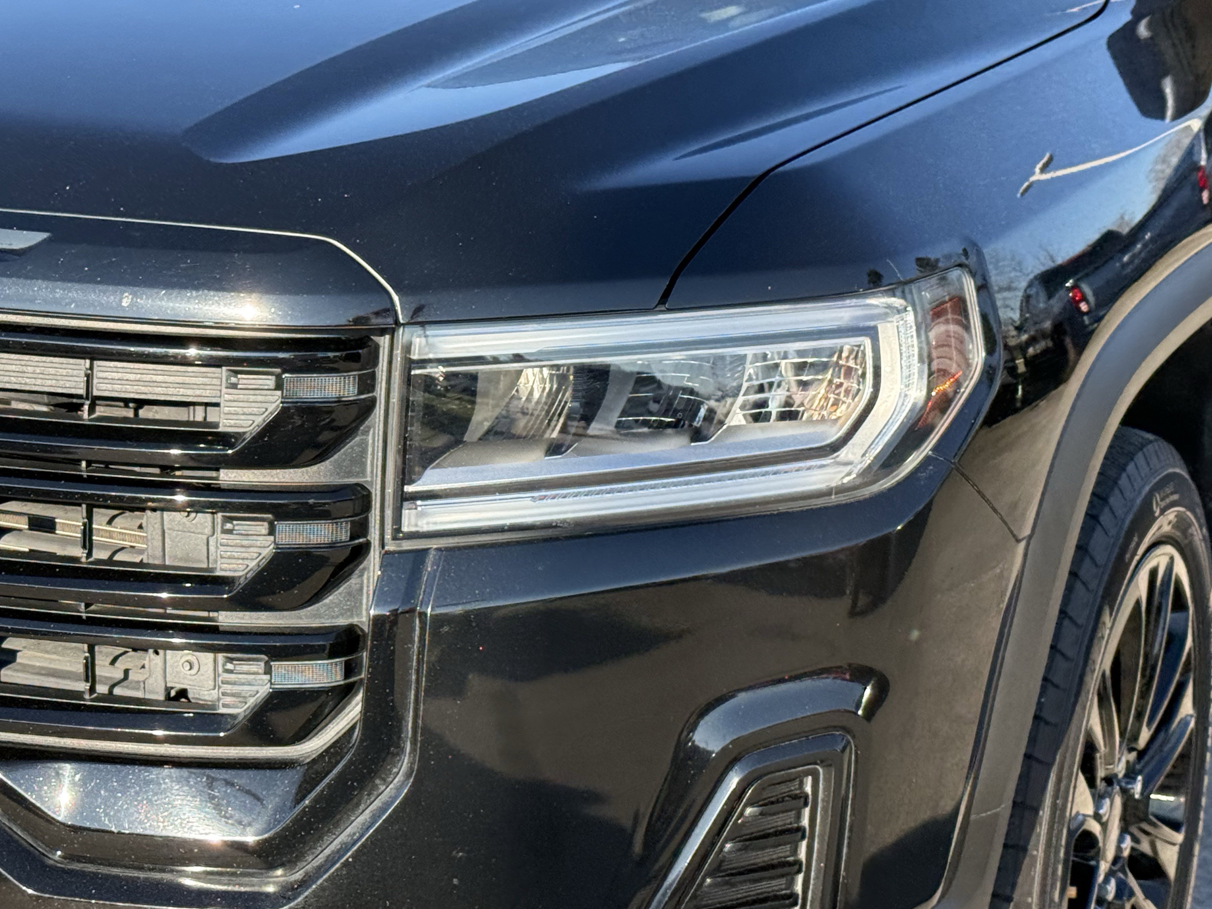 Used 2022 GMC Acadia SLT w/ Elevation Edition image 11