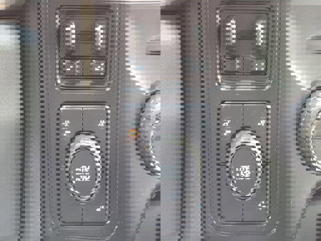 Certified 2025 Ford F250 XLT image 19