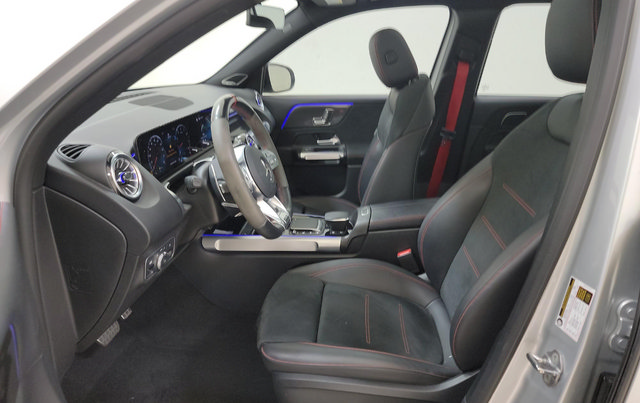 Used 2023 Mercedes-Benz GLB 35 AMG 4MATIC image 5