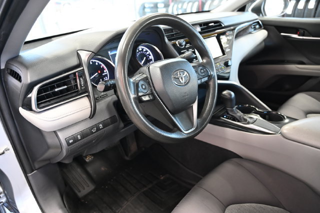 Used 2019 Toyota Camry LE FWD image 19