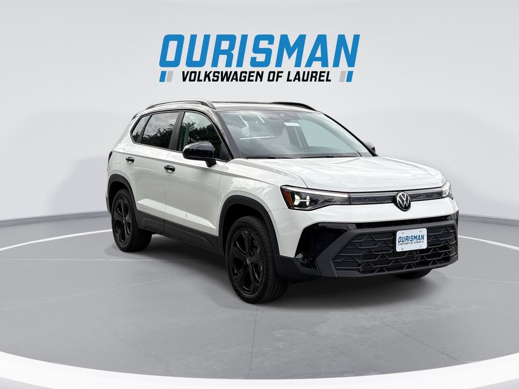 New 2026 Volkswagen Taos SE AWD/4WD image 2