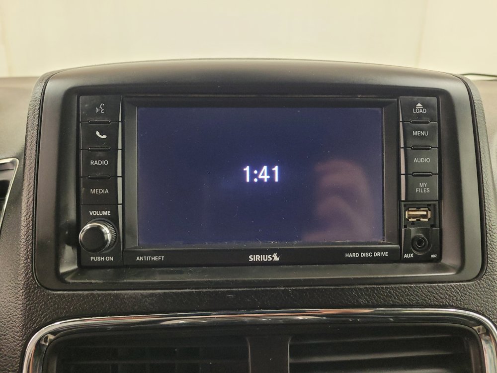 Used 2019 Dodge Grand Caravan SXT FWD image 25
