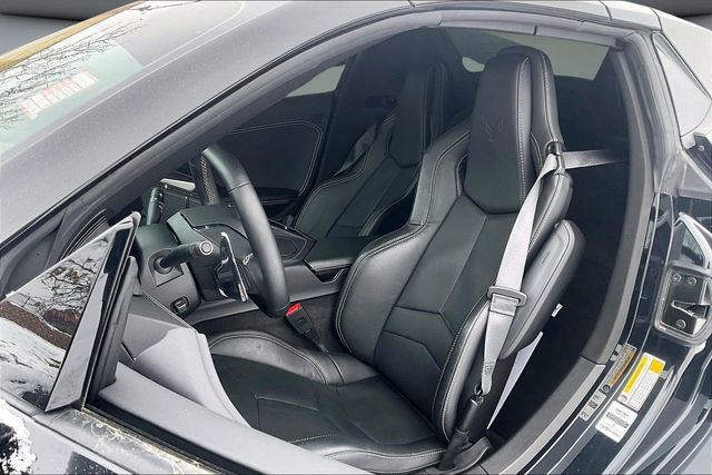 Used 2024 Chevrolet Corvette Stingray Convertible w/ 1LT image 17