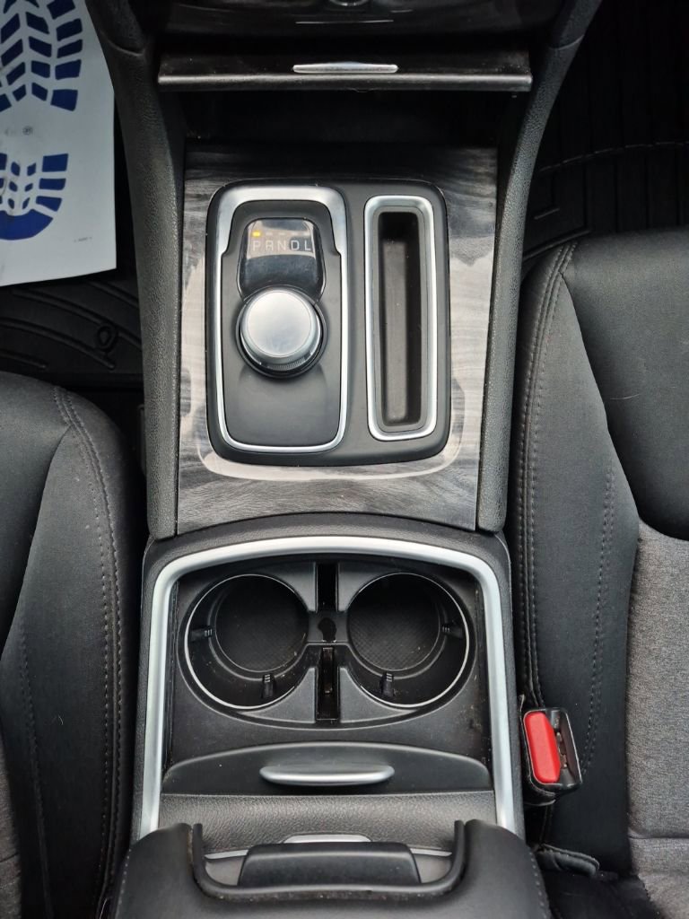 Used 2020 Chrysler 300 Touring w/ Sport Appearance Package image 39