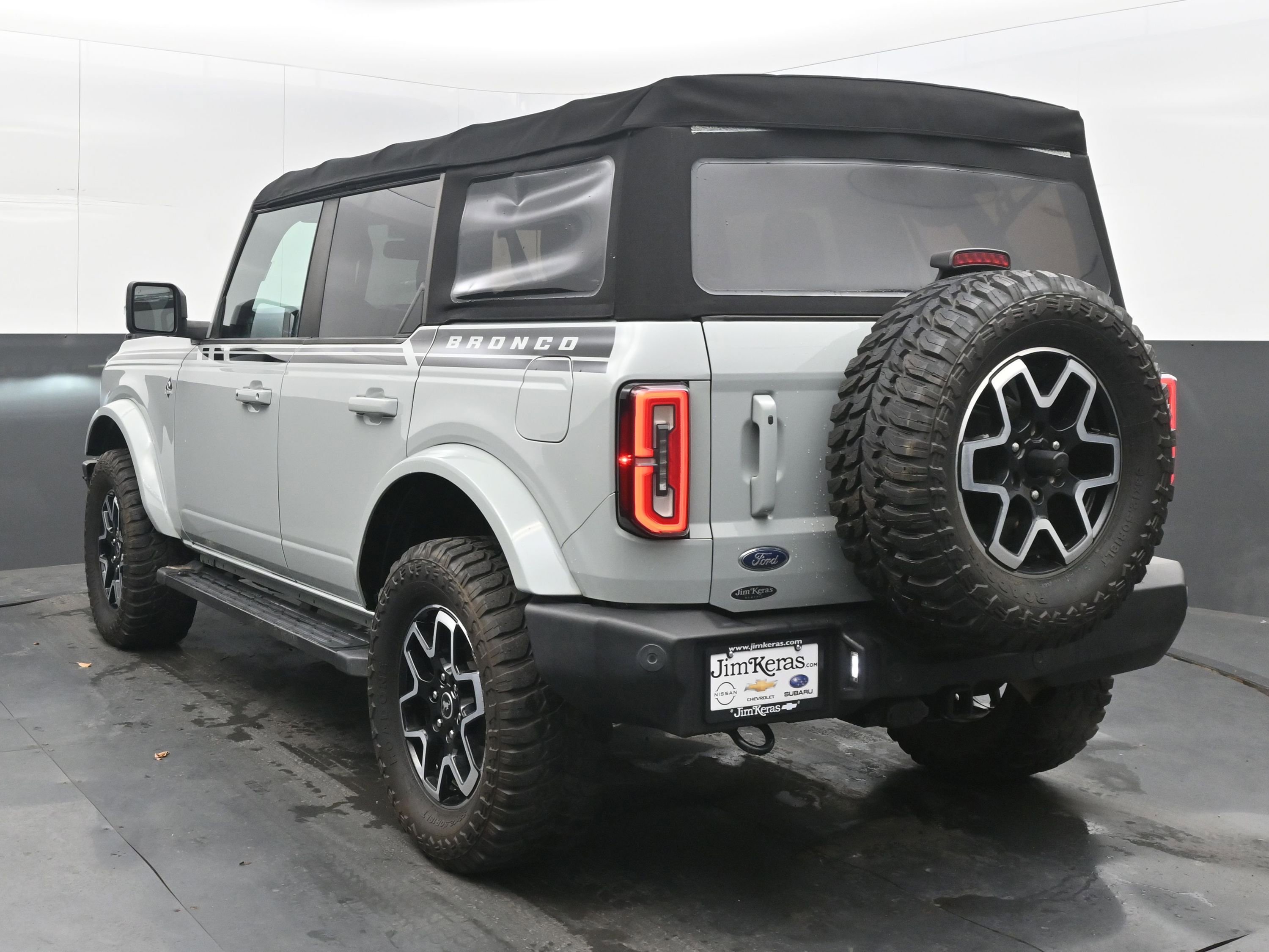 Used 2021 Ford Bronco Outer Banks image 8