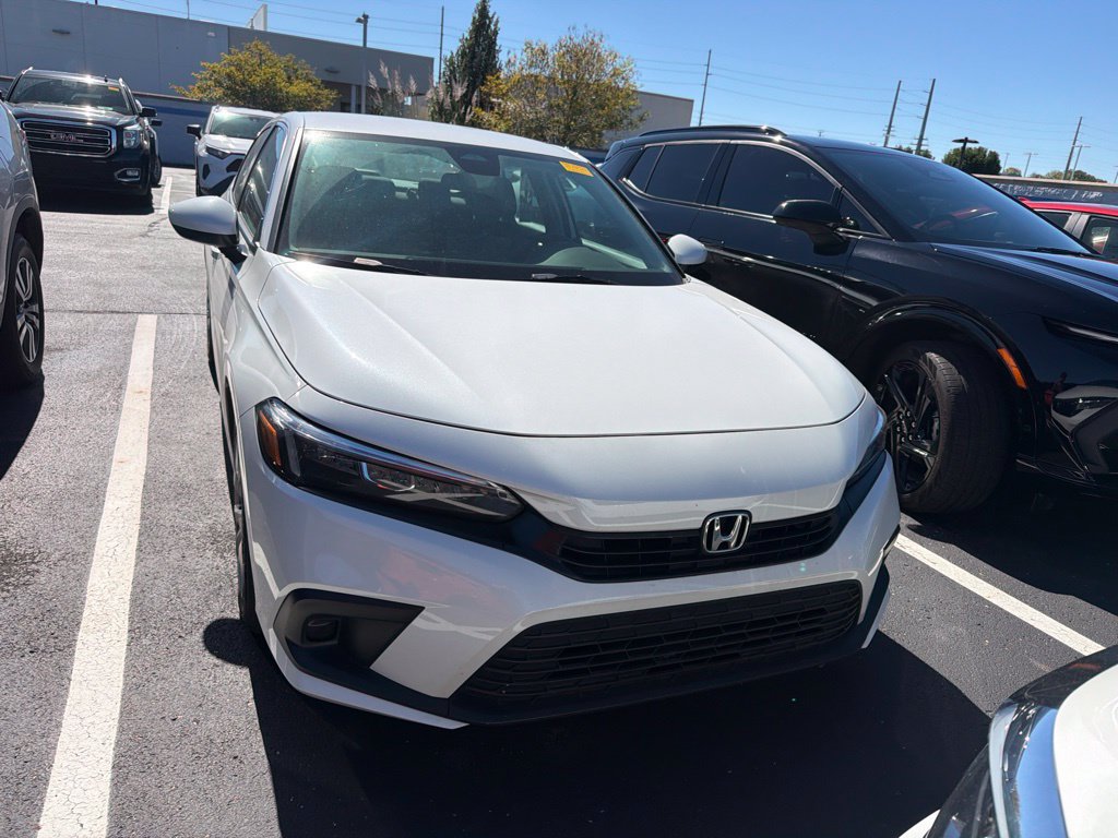 Used 2023 Honda Civic LX image 5