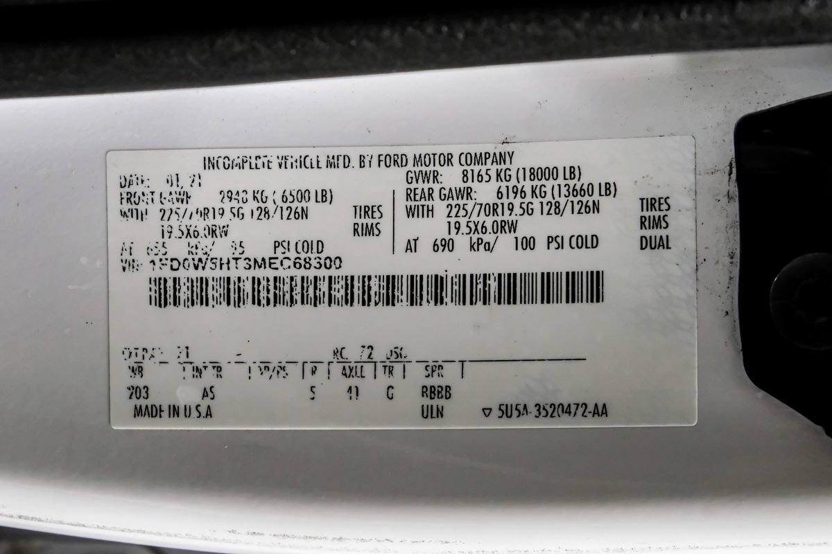 Used 2021 Ford F550 4x4 Crew Cab Super Duty w/ Power Equipment Group image 58