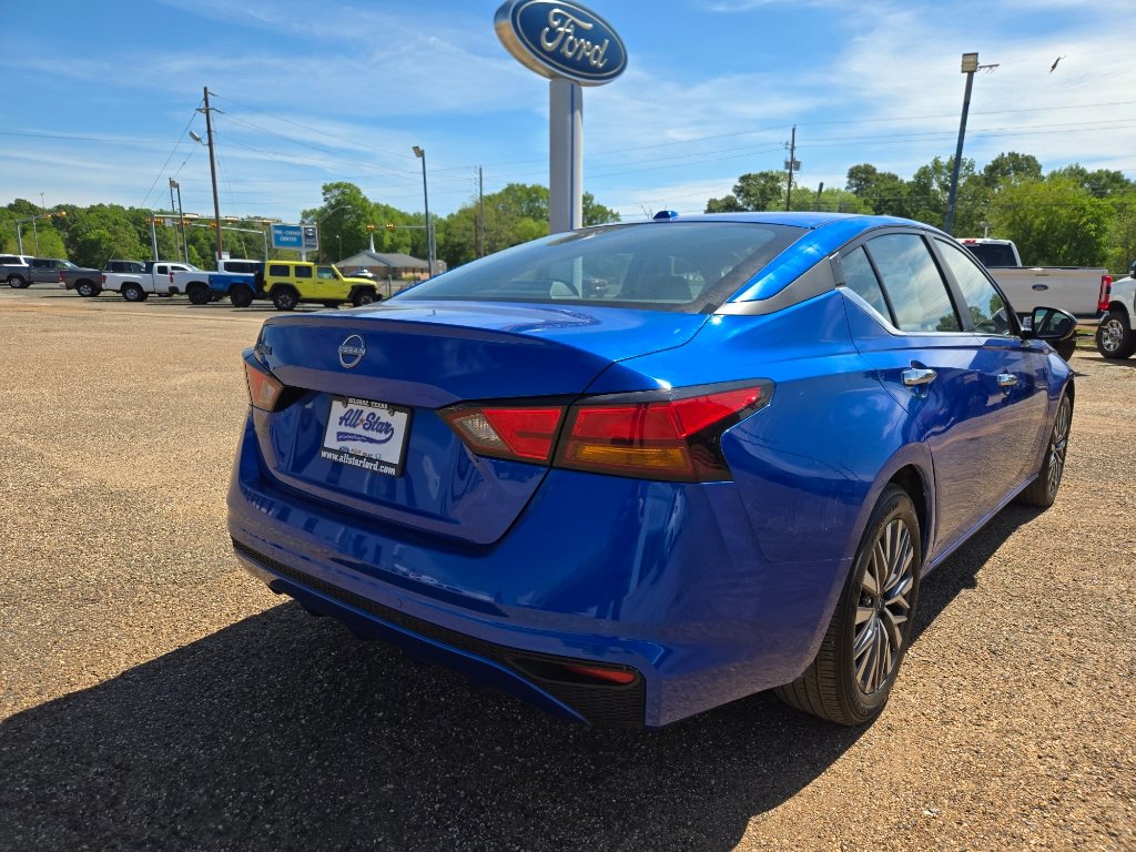 Used 2025 Nissan Altima 2.5 SV image 5