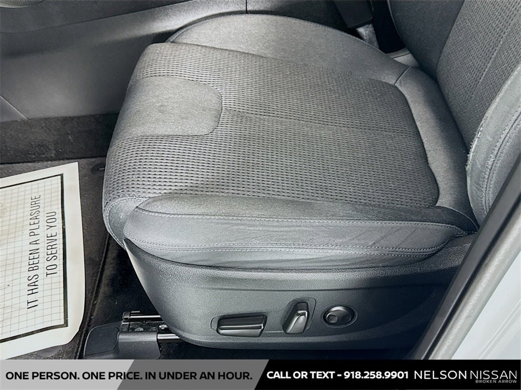 Used 2019 Hyundai Santa Fe SEL image 18