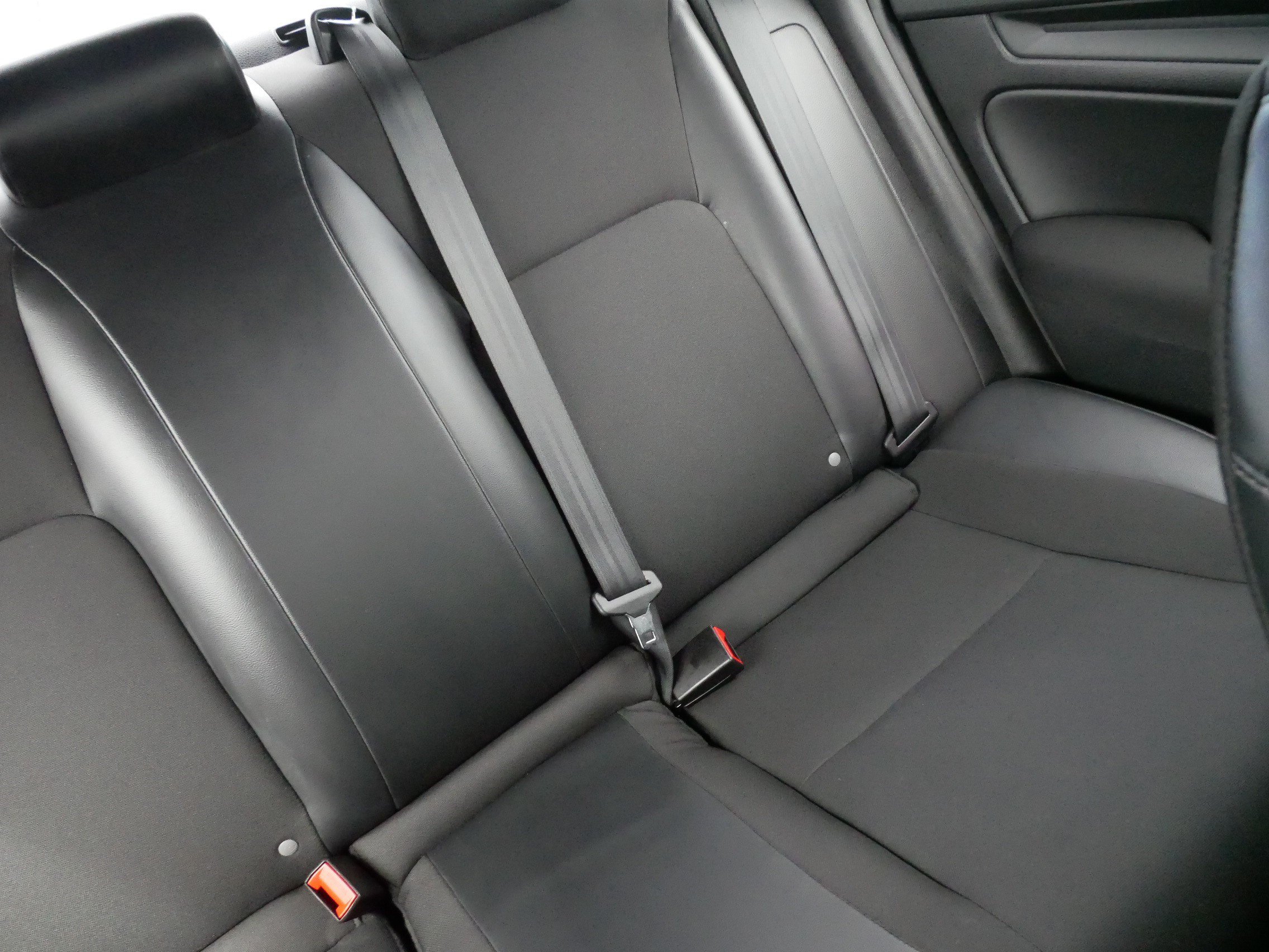Used 2023 Honda Civic Sport image 14