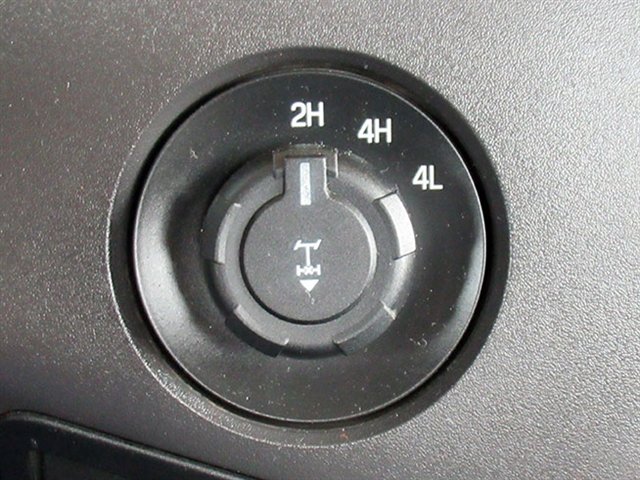 Used 2011 Ford F250 XL w/ Skid Plate Pkg AWD/4WD image 21