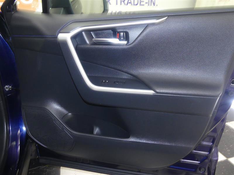 Used 2021 Toyota RAV4 XSE AWD/4WD image 26