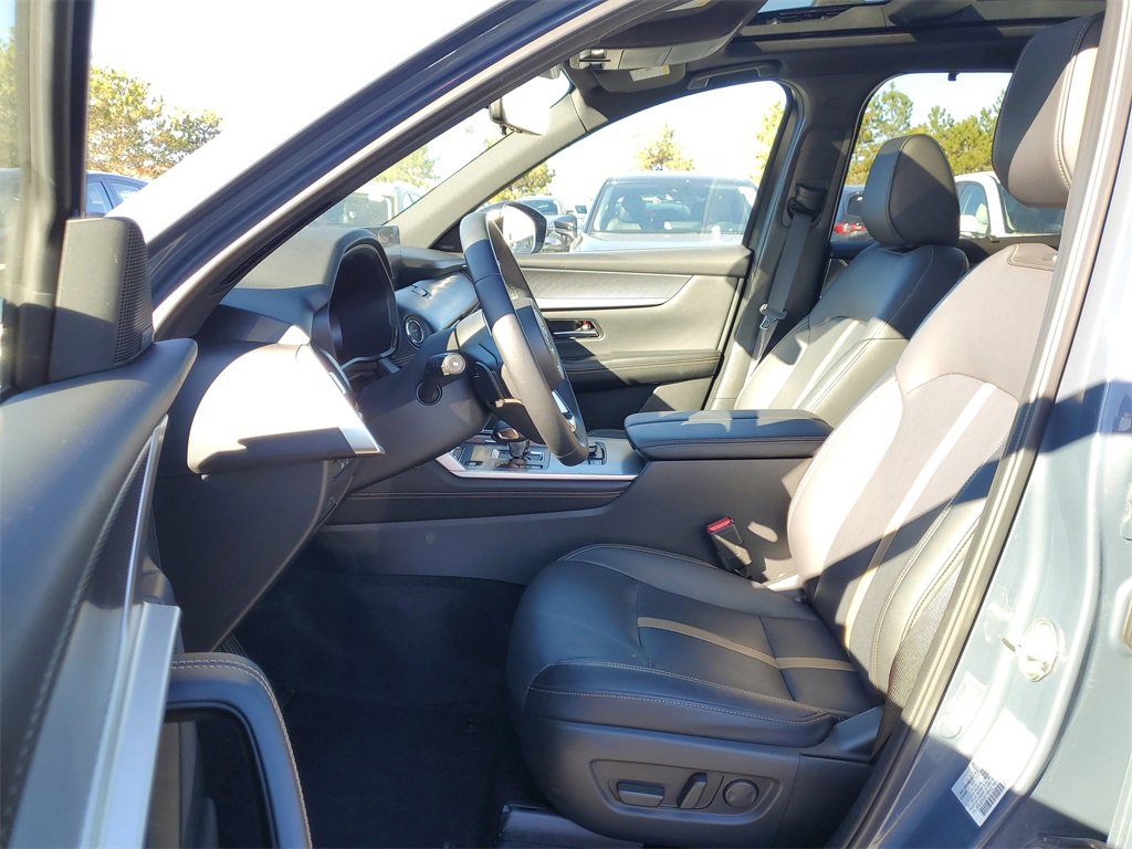 Used 2025 MAZDA CX-70 Plug-In Hybrid w/ Premium Plus image 12