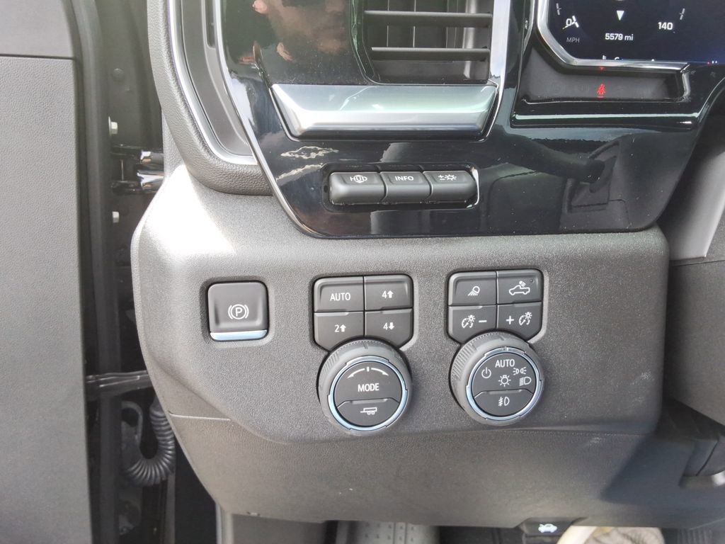 Certified 2026 Chevrolet Silverado 2500 High Country w/ High Country Premium Package AWD/4WD image 41