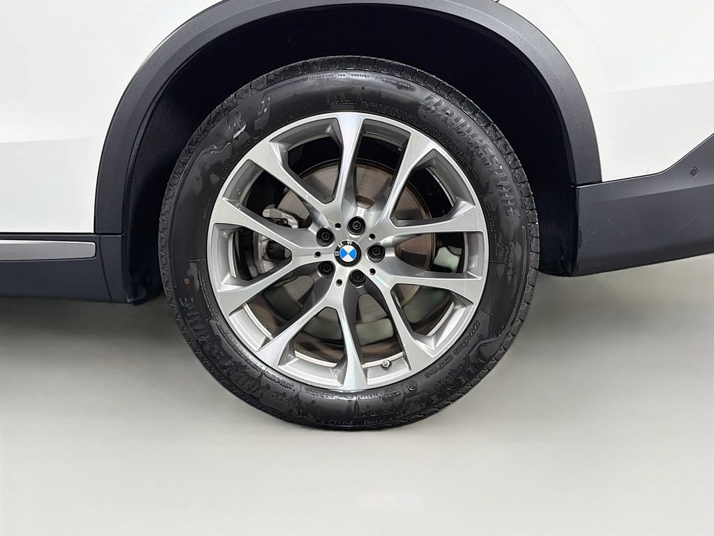 Used 2025 BMW X5 xDrive40i AWD/4WD image 34