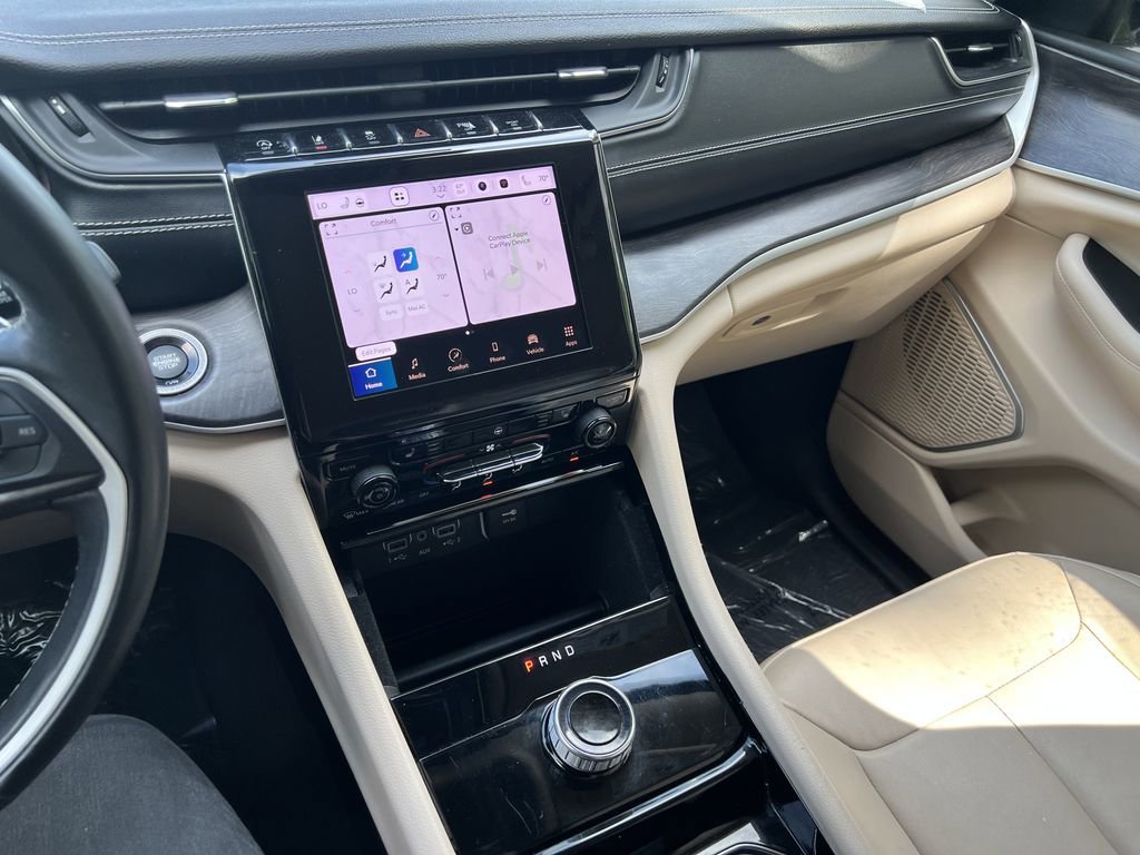 Used 2022 Jeep Grand Cherokee Limited image 12