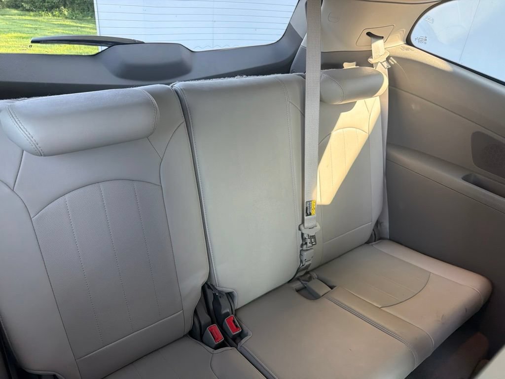 Used 2014 Chevrolet Traverse LTZ AWD/4WD image 8