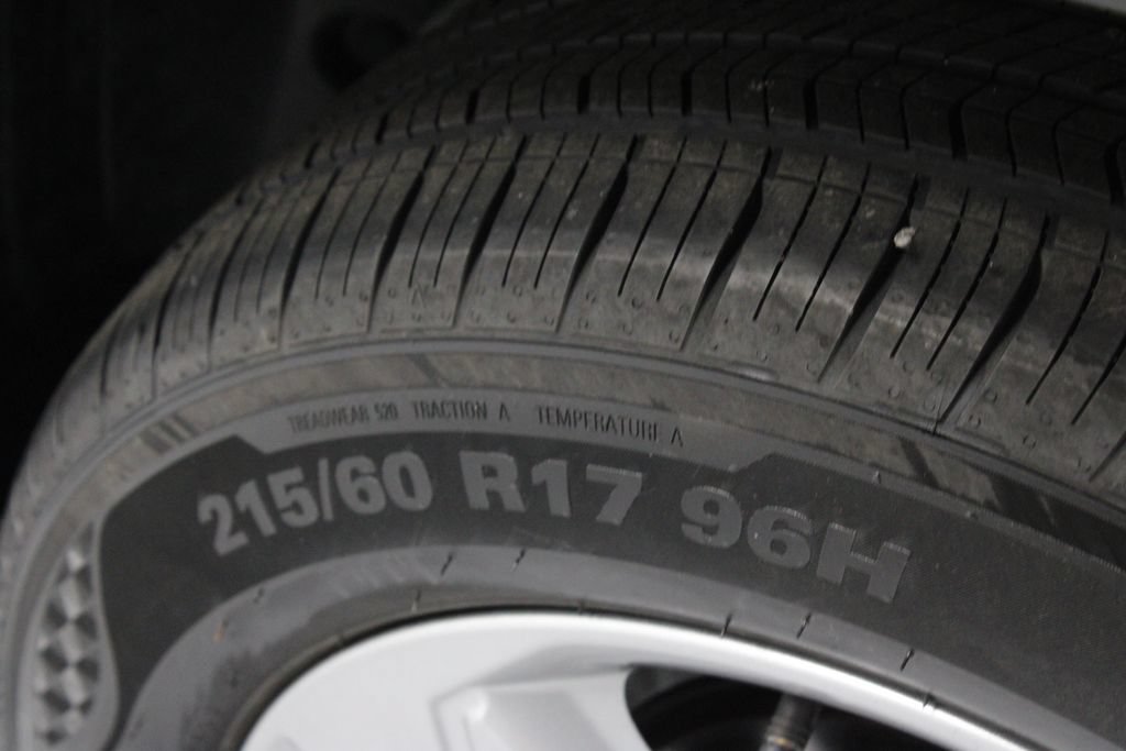 Used 2024 Hyundai Kona SE AWD/4WD image 19