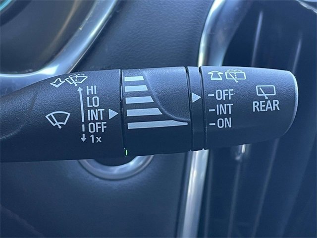 Used 2023 Chevrolet Traverse RS image 36