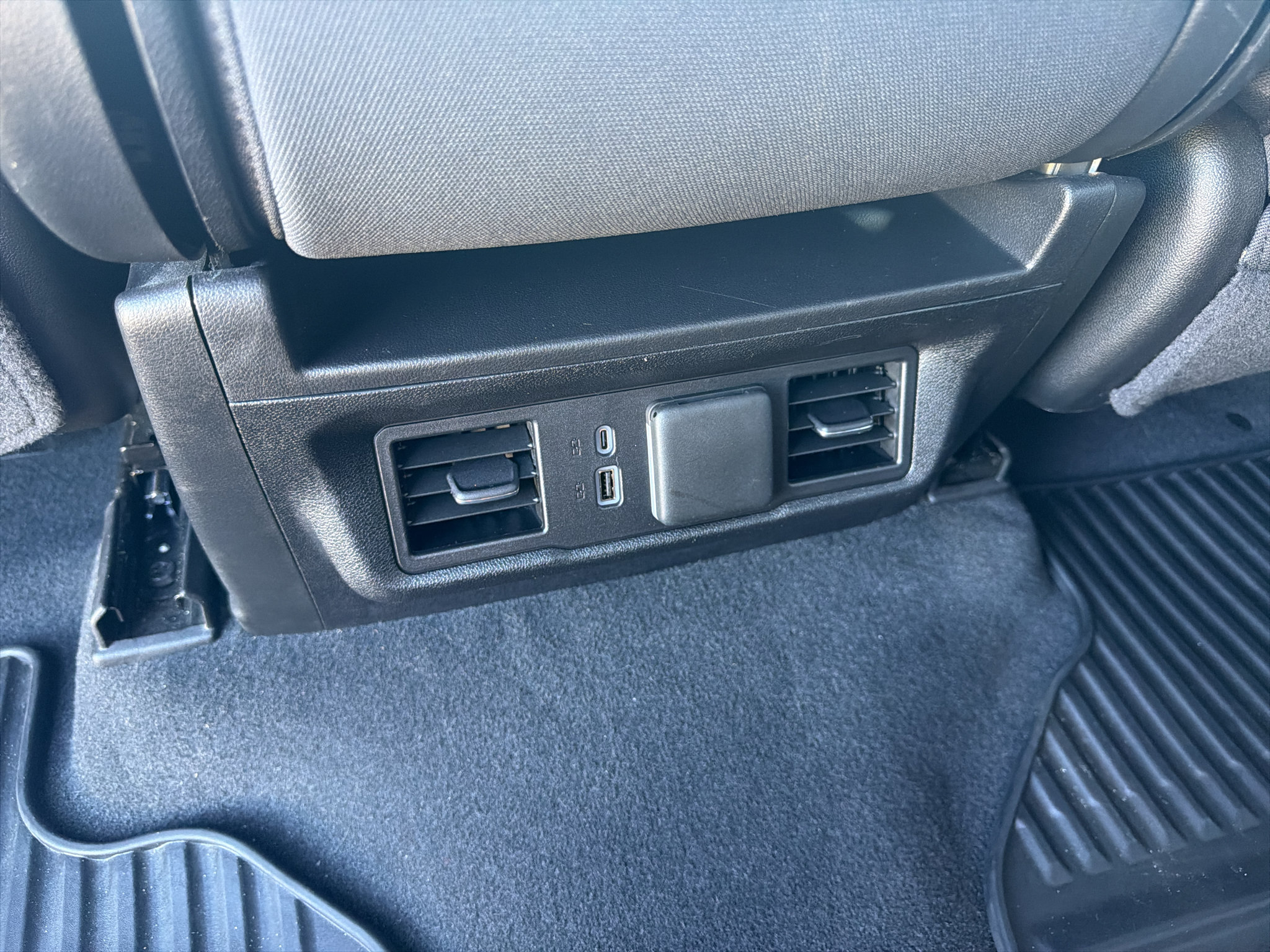 Used 2026 Chevrolet Silverado 1500 LT AWD/4WD image 16