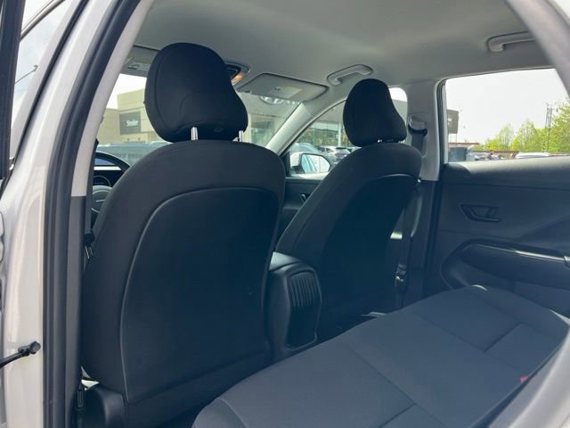 Certified 2024 Hyundai Kona SE FWD image 9
