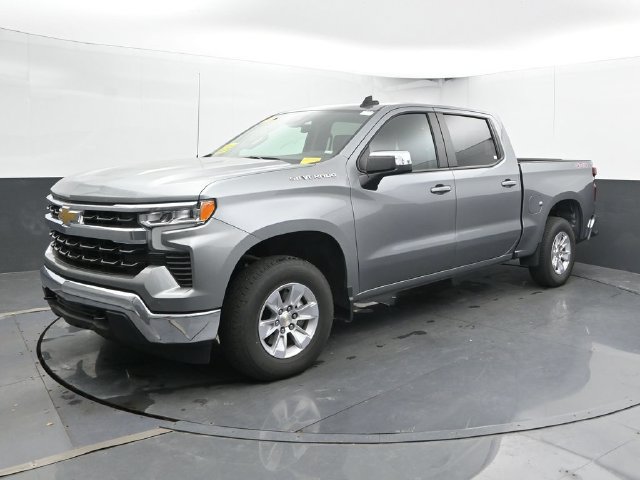 Used 2026 Chevrolet Silverado 1500 LT AWD/4WD image 7