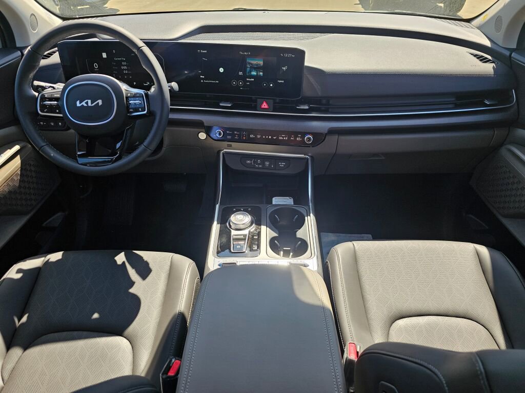 New 2026 Kia Carnival SX image 9