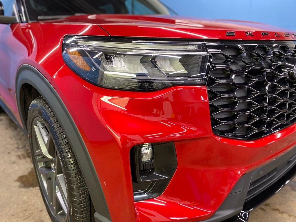 New 2026 Ford Explorer ST w/ Sun And Sound Package image 2