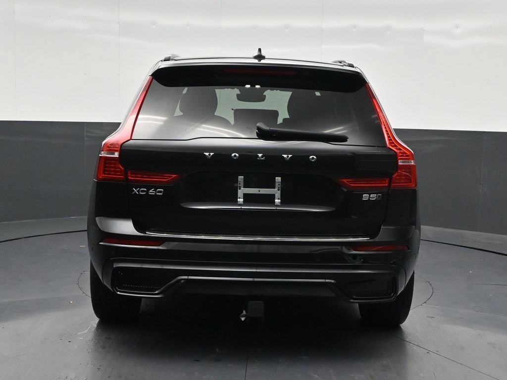 Certified 2024 Volvo XC60 B5 Plus w/ Protection Package Premier AWD/4WD image 5