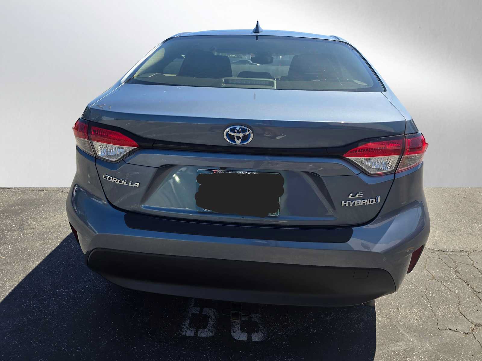 Used 2023 Toyota Corolla LE FWD image 4
