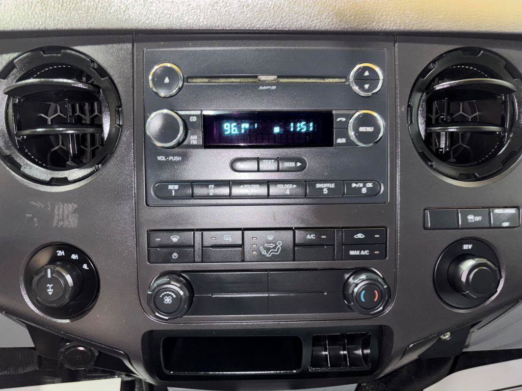 Used 2014 Ford F250 XL w/ Power Equipment Group AWD/4WD image 19