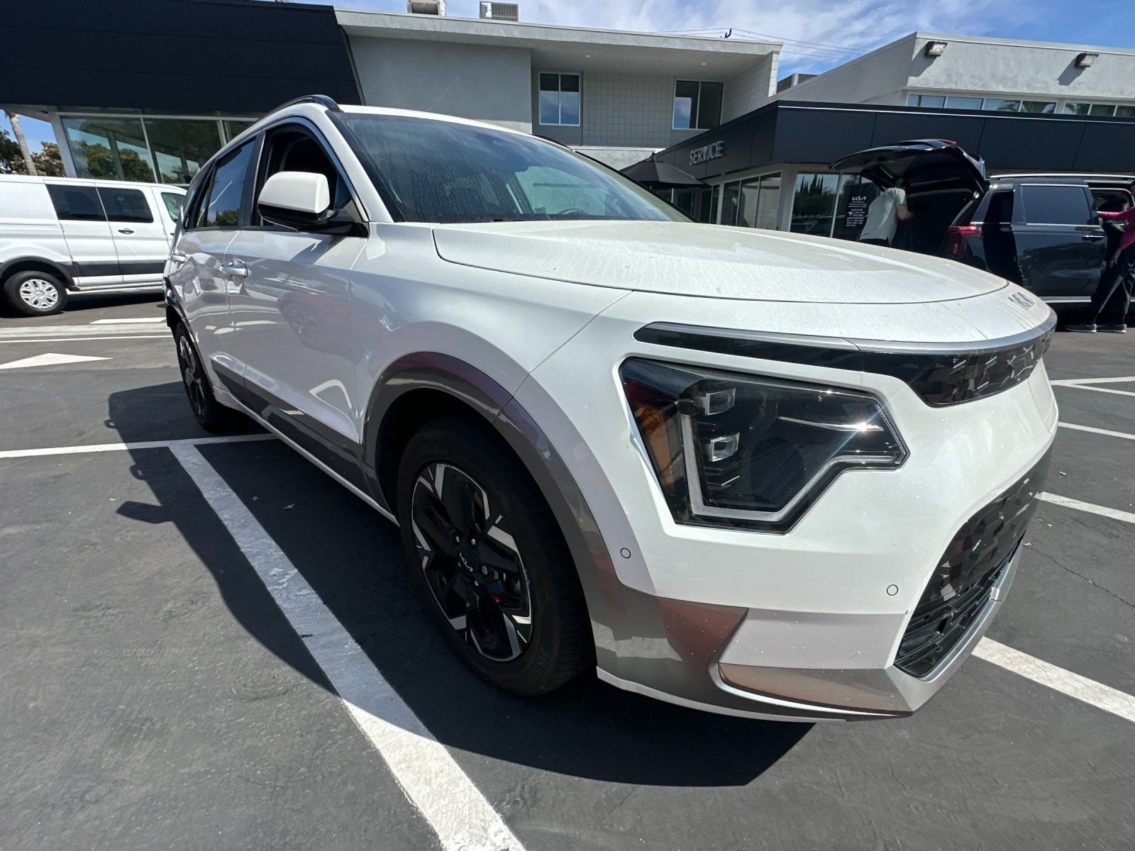 Used 2023 Kia Niro Wave image 2