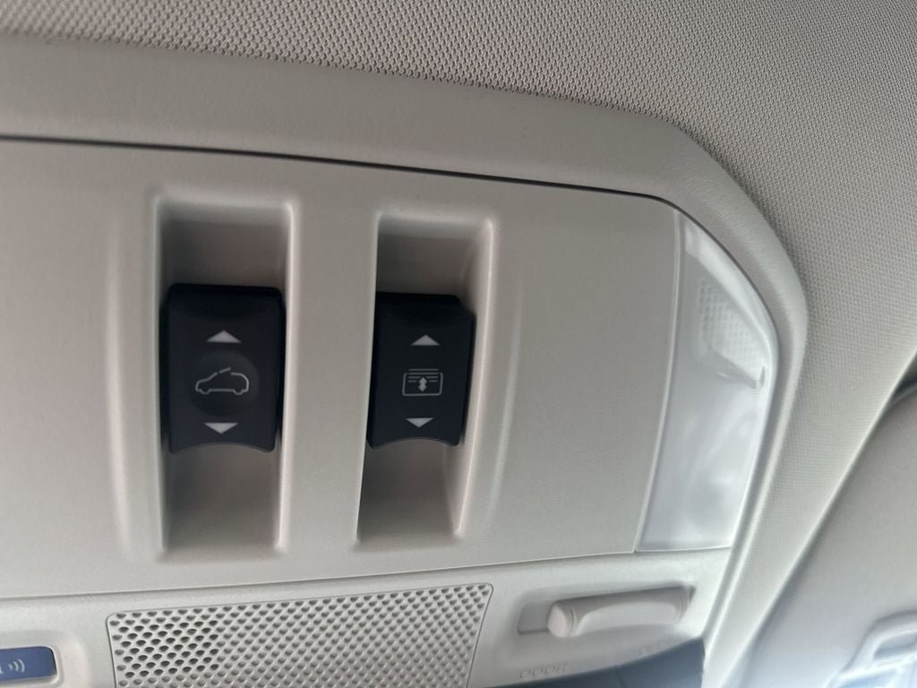 New 2026 Subaru Ascent Limited w/ Popular Package #1 AWD/4WD image 12